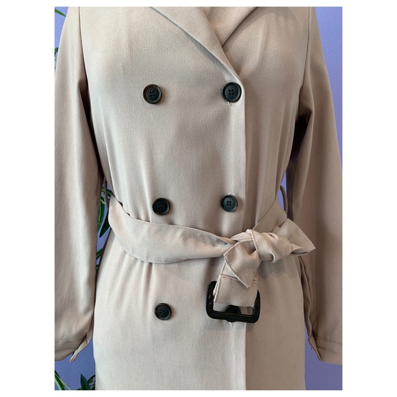 Slim Fitted Double Breasted Trench Coat with belt